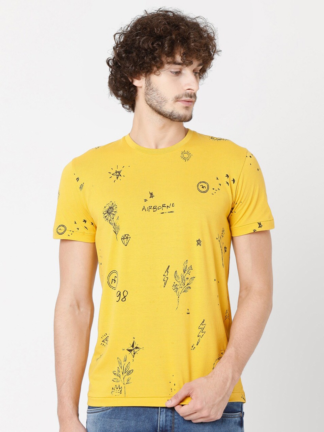 

Mufti Men Yellow Printed Slim Fit T-shirt