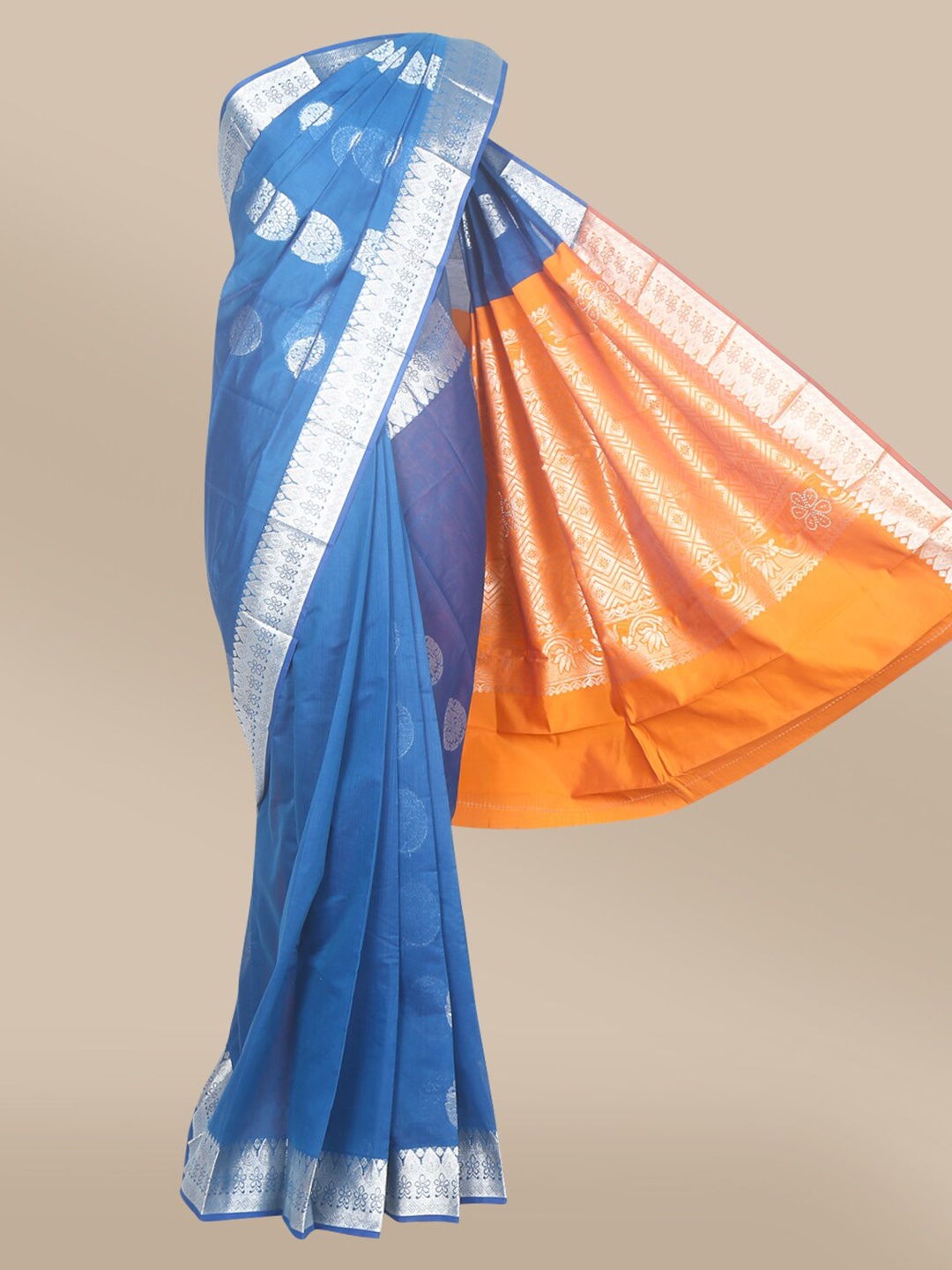 

The Chennai Silks Blue & Silver-Toned Ethnic Motifs Zari Silk Cotton Fusion Maheshwari Saree