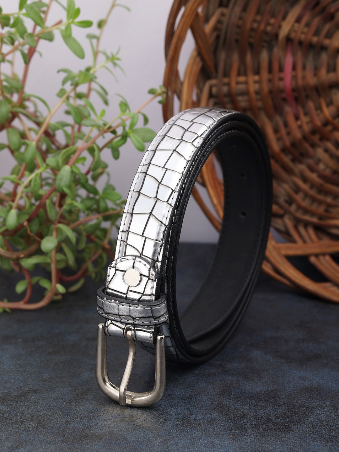 

ZEVORA Women Silver-Toned Textured Leather Belt