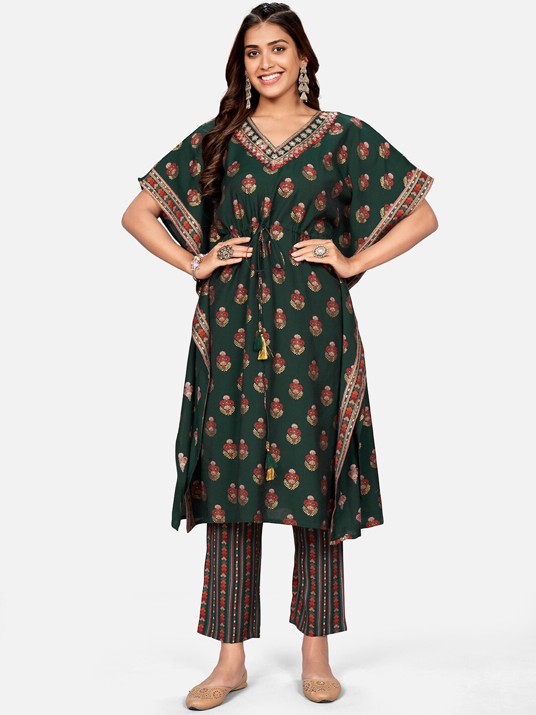 

Vbuyz Women Green & Red Ethnic Motifs Printed Mirror Work Kurta with Trousers