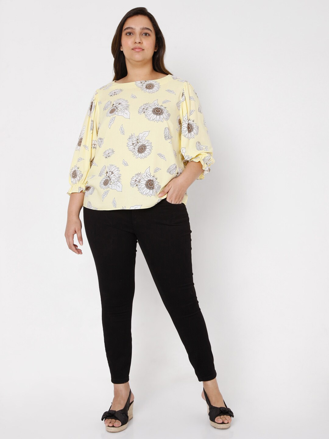 

VERO MODA CURVE Yellow Floral Print Top