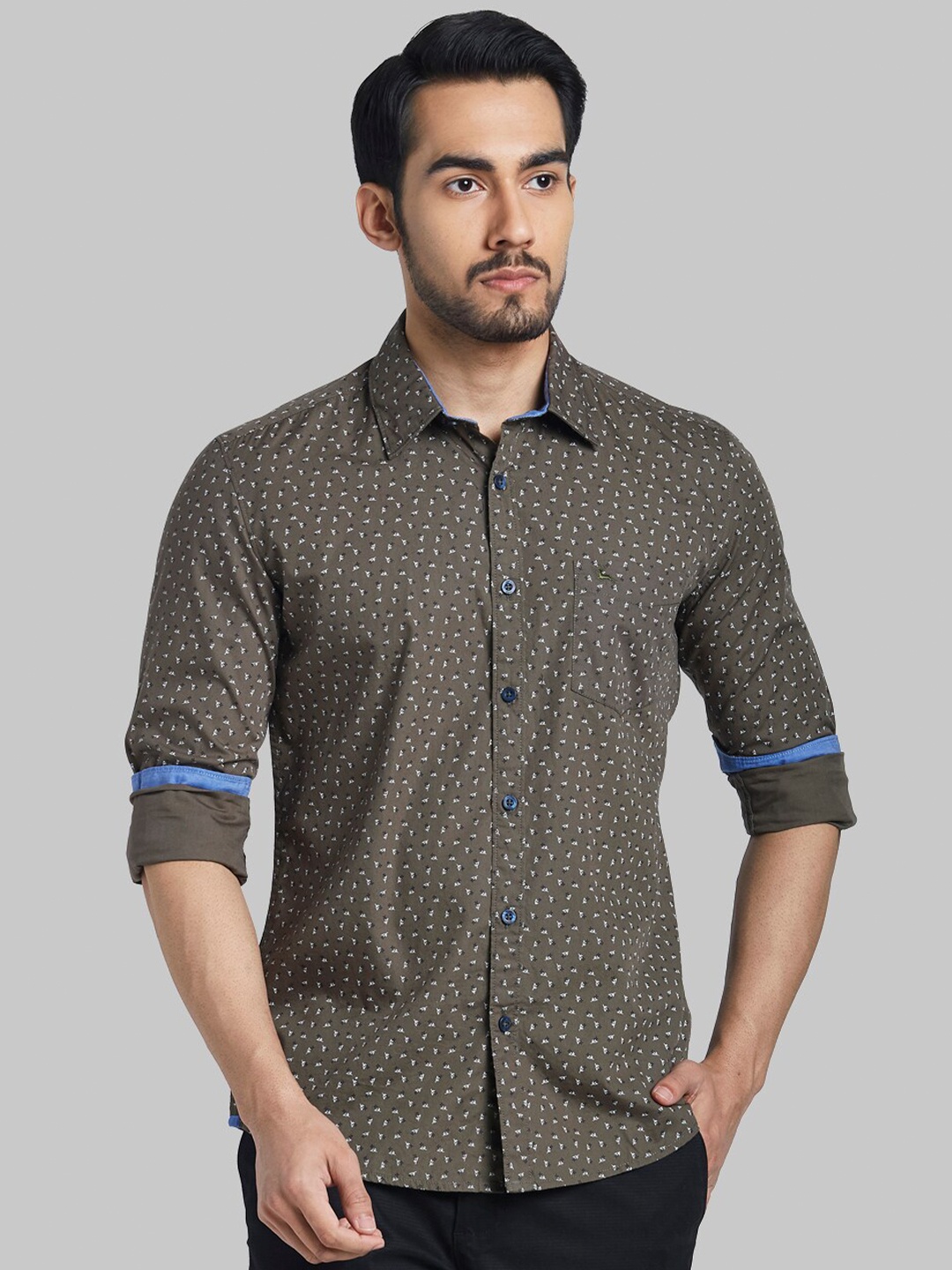 

Parx Men Green Slim Fit Floral Printed Casual Shirt