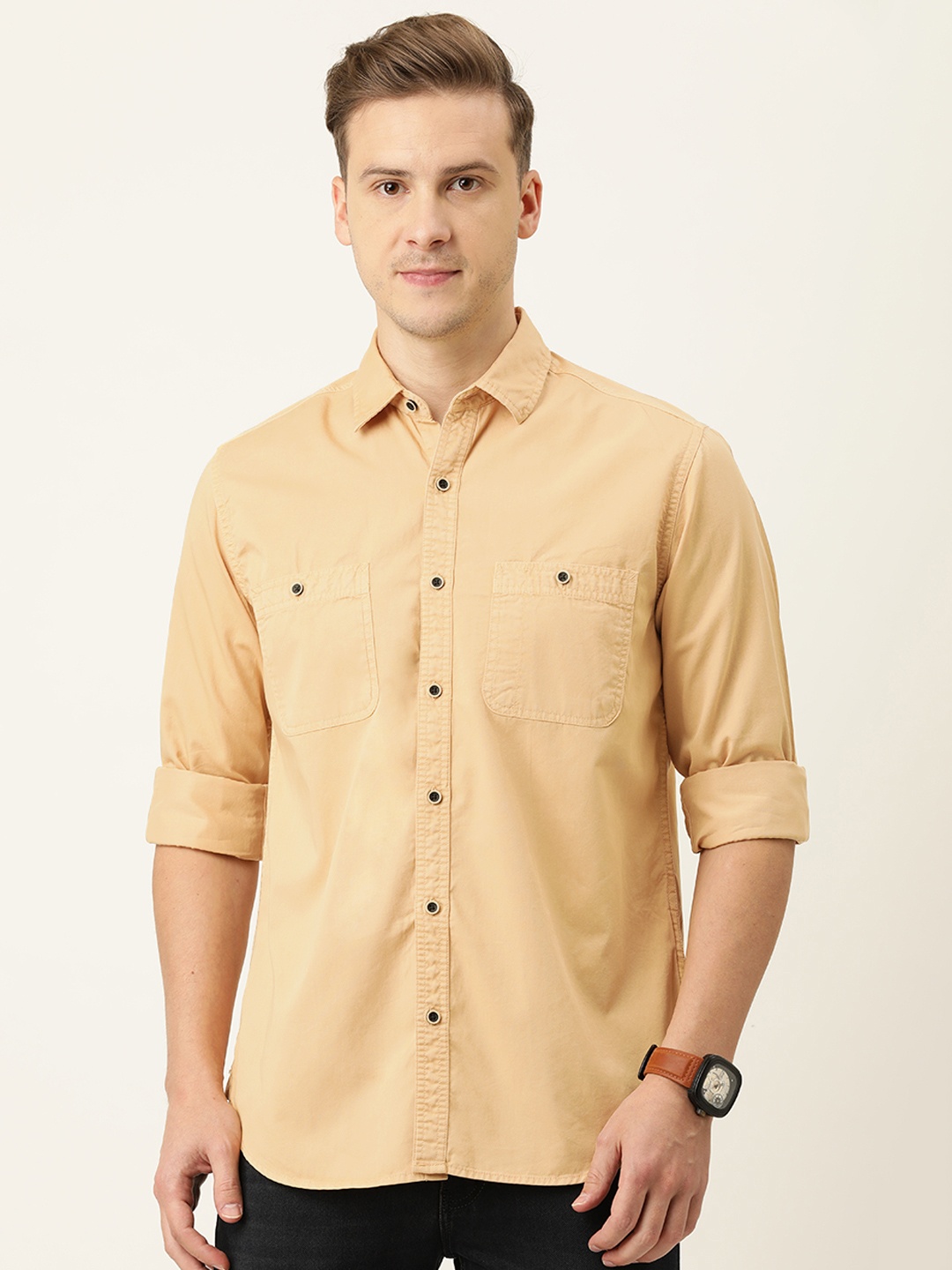 

IVOC Men Beige Solid Casual Shirt
