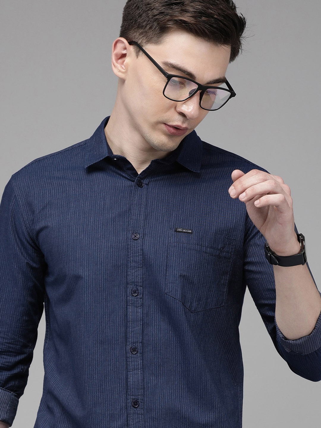 

Voi Jeans Men Navy Blue Pure Cotton Standard Slim Fit Striped Casual Shirt