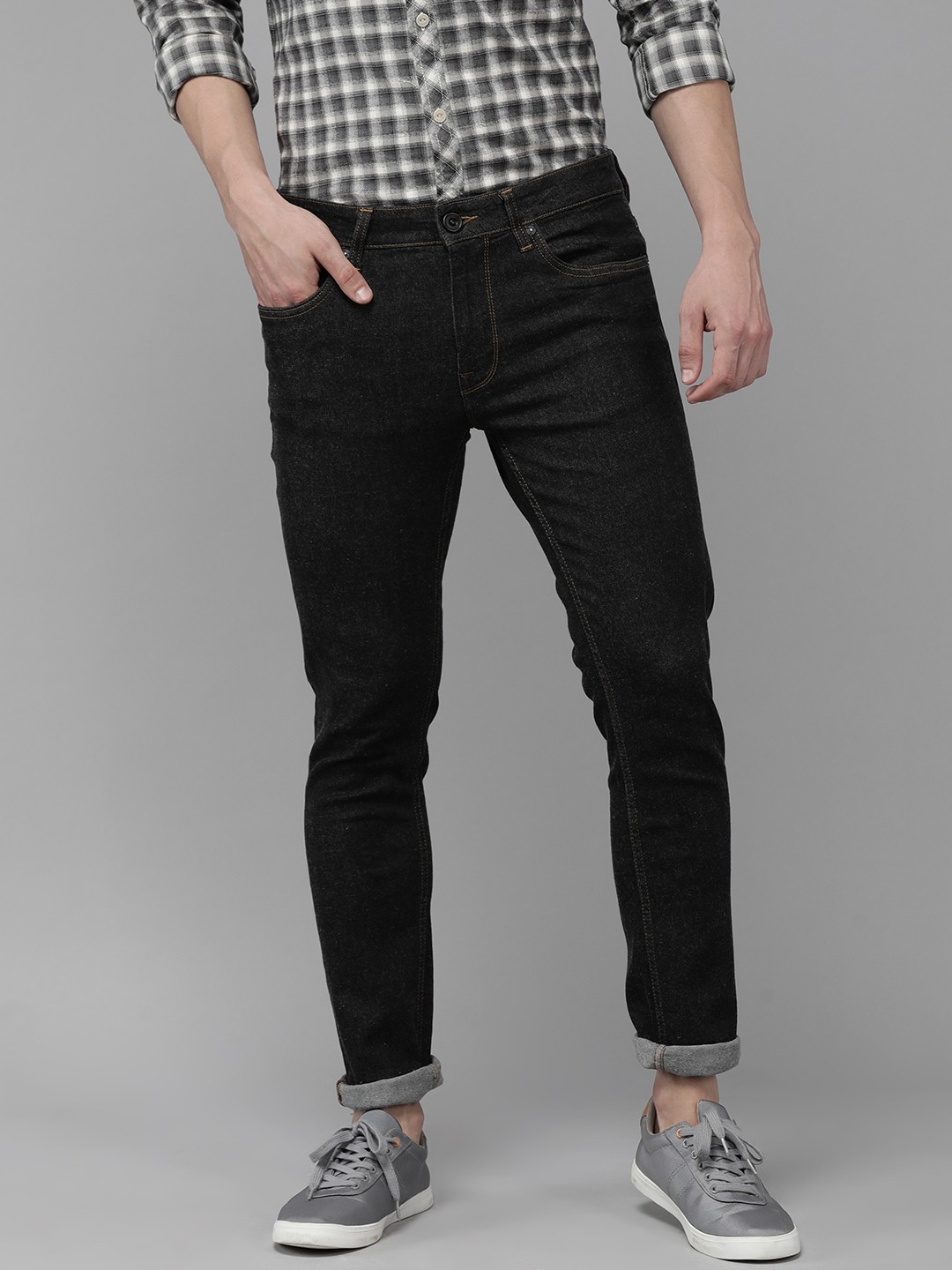 

Voi Jeans Men Blue Skin Tight Skinny Fit Light Fade Stretchable Jeans