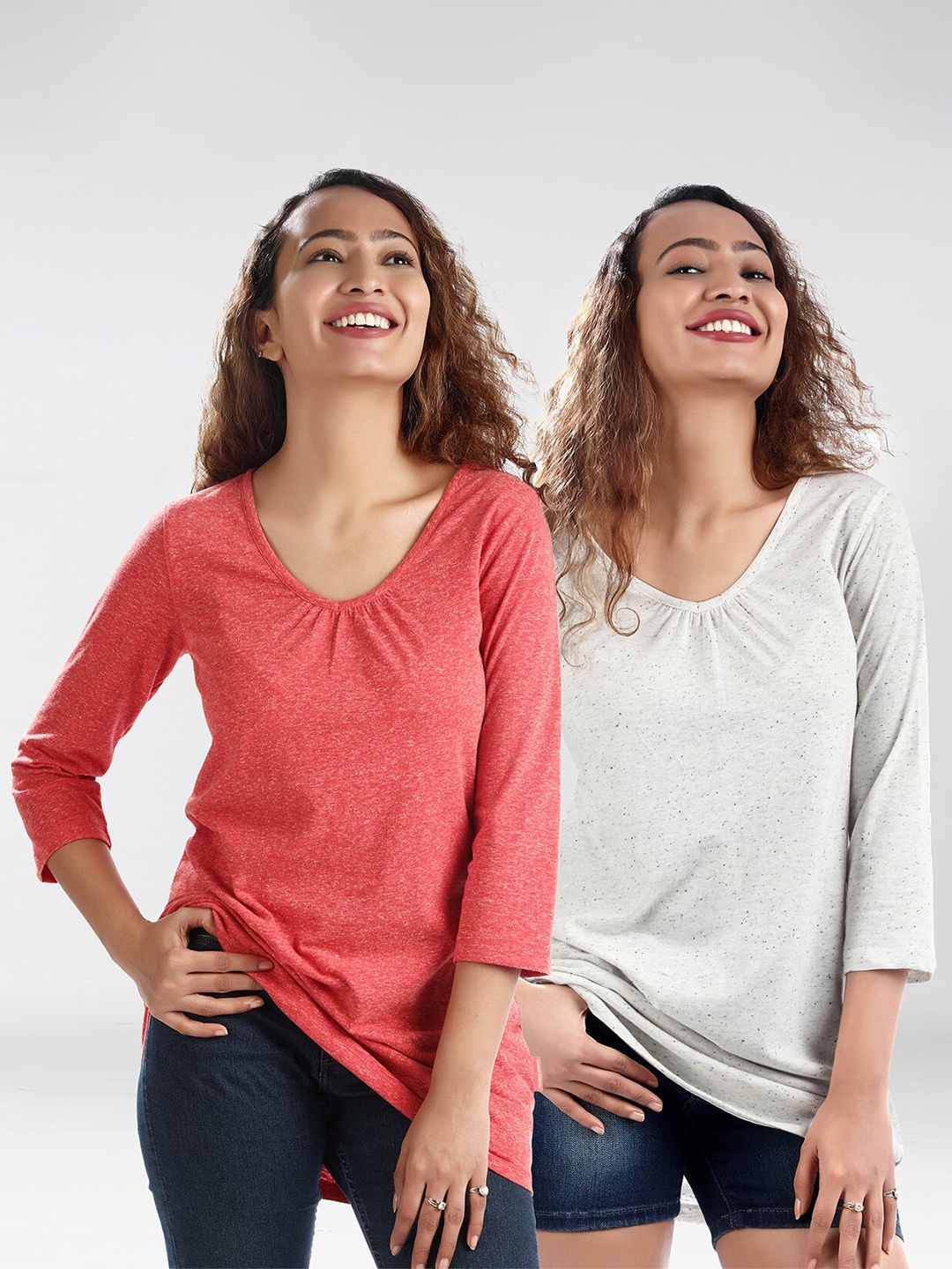 

Dream of Glory Inc Pack of 2 Red & Off-White Longline Knitted Tops