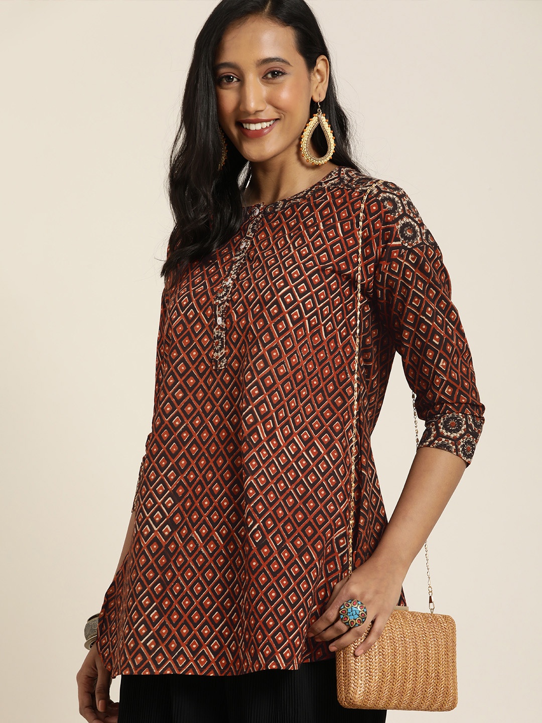 

Taavi Women Maroon & Black Bagru Hand Block Printed Top with Button Detail