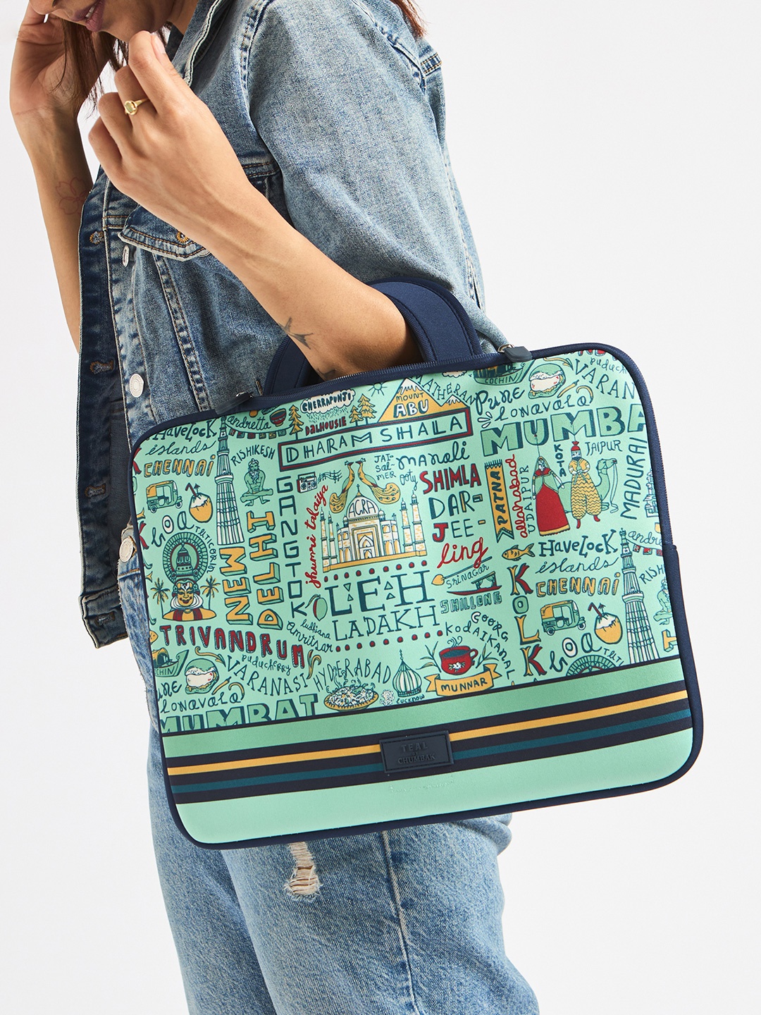 

TEAL BY CHUMBAK Unisex Blue Printed 15 inch Laptop Bag