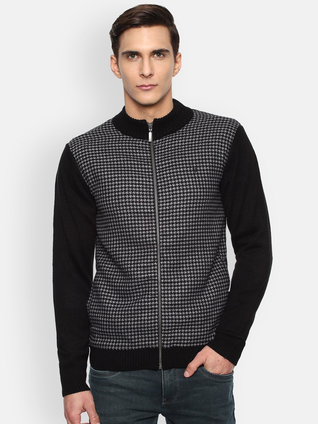 

Van Heusen Sport Men Black & Grey Checked Sweater with Zip Detail