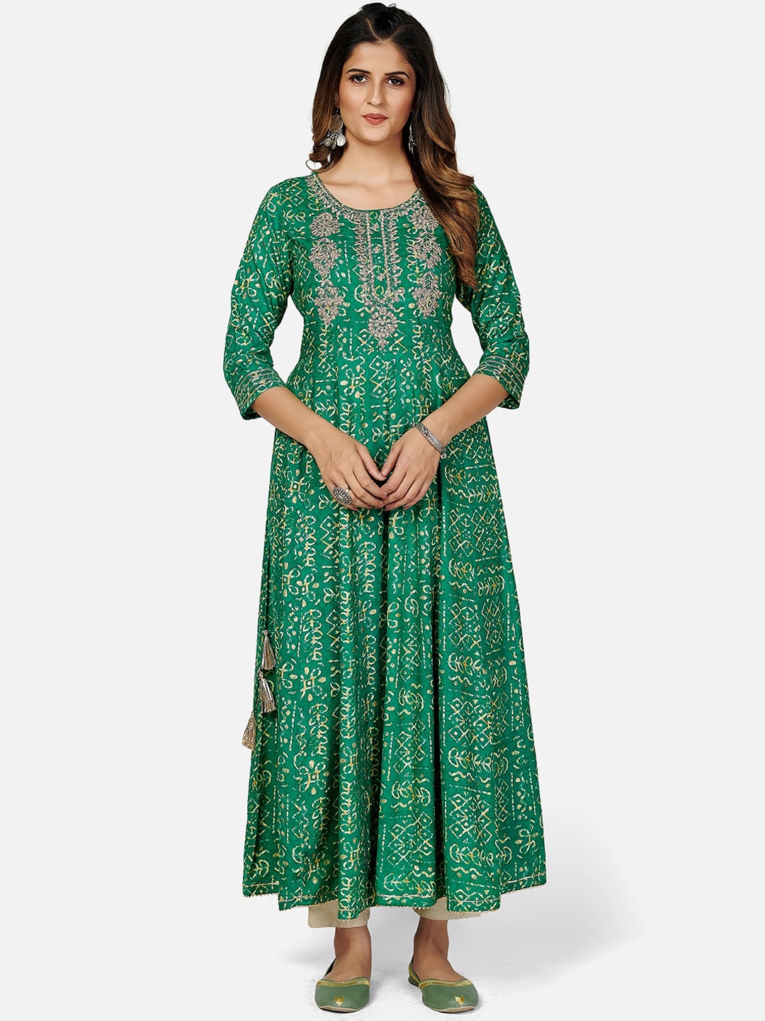 

Vbuyz Women Green Leheriya Printed Gotta Patti Anarkali Kurta