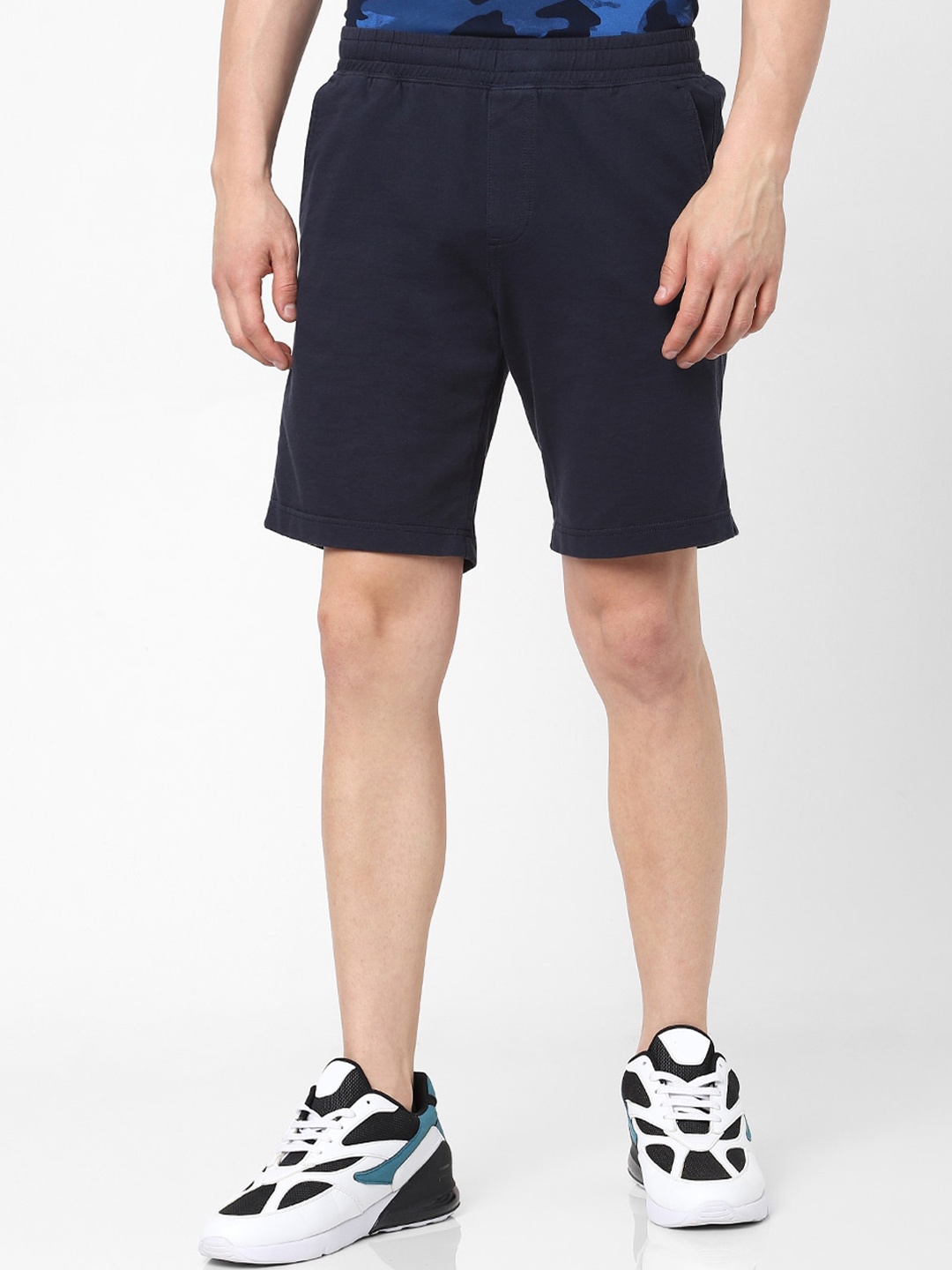 

Celio Men Blue Outdoor Shorts