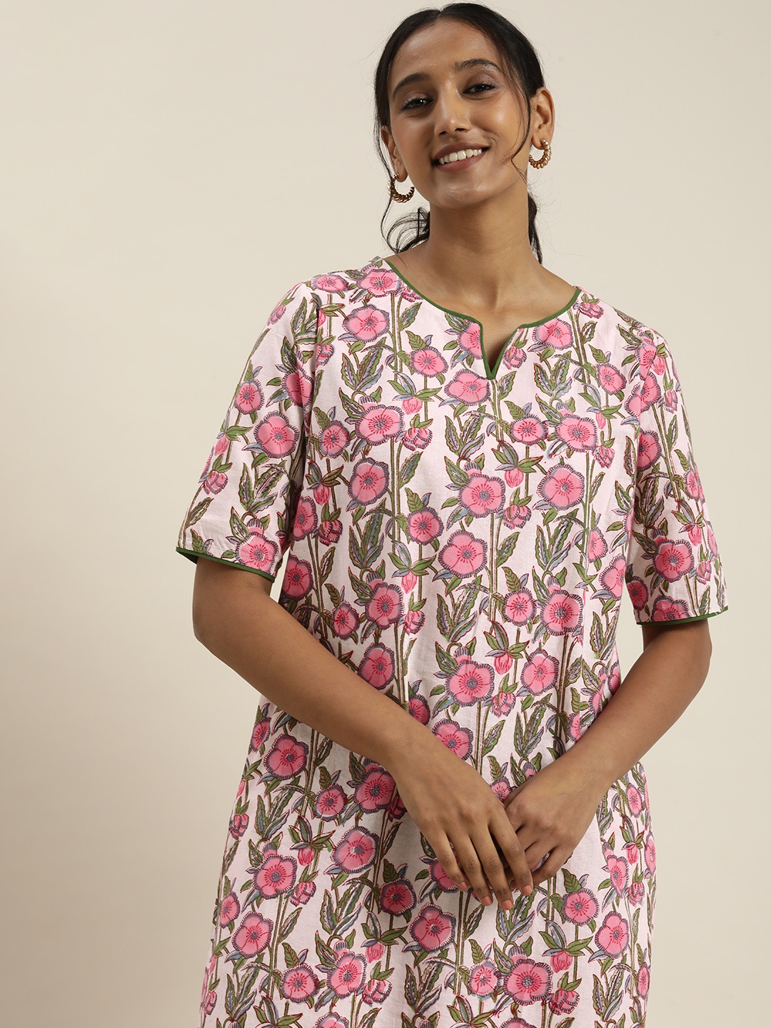 

Taavi Women White & Pink Sanganeri Hand Block Print Pure Cotton Ethnic Sheath Dress