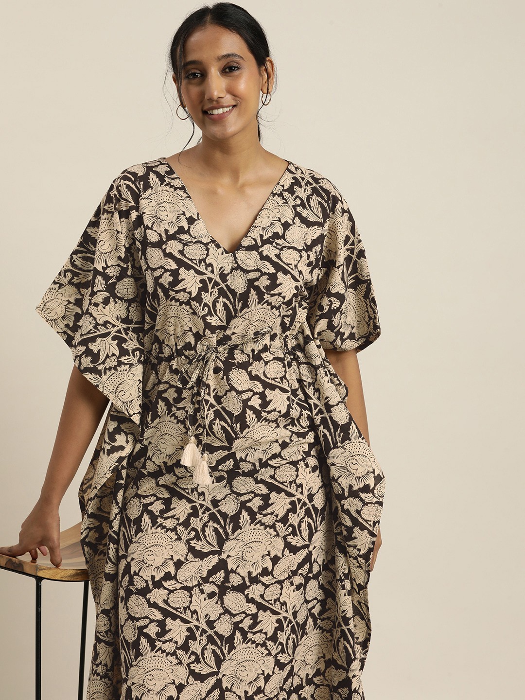 

Taavi Black & Off White Sanganeri Handblock Print Floral Kaftan Dress with Waist Tie-Up