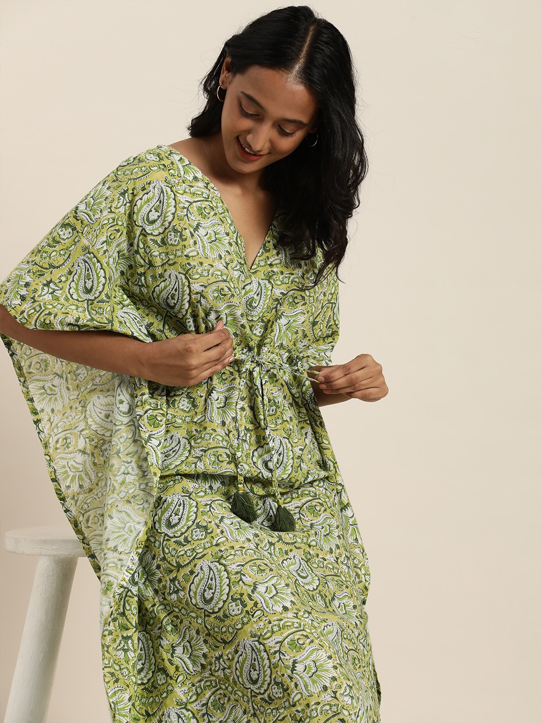 

Taavi Women Green & White Sanganeri Printed Nightdress With Tie-up Detail