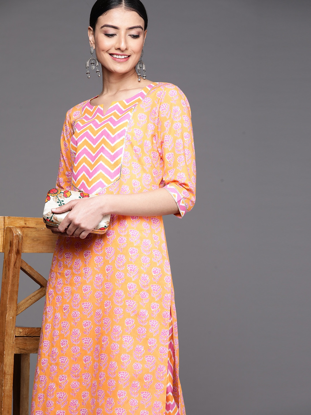 

Libas Women Floral Print Gotta Patti Pure Cotton Straight Kurta, Orange