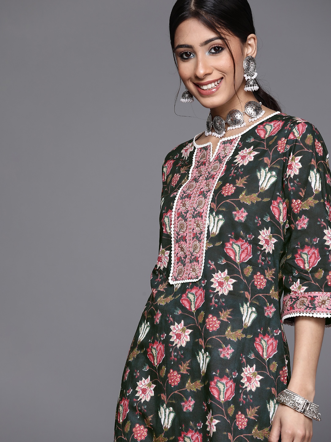 

Libas Women Multicoloured Floral Printed Floral Kurta, Multi