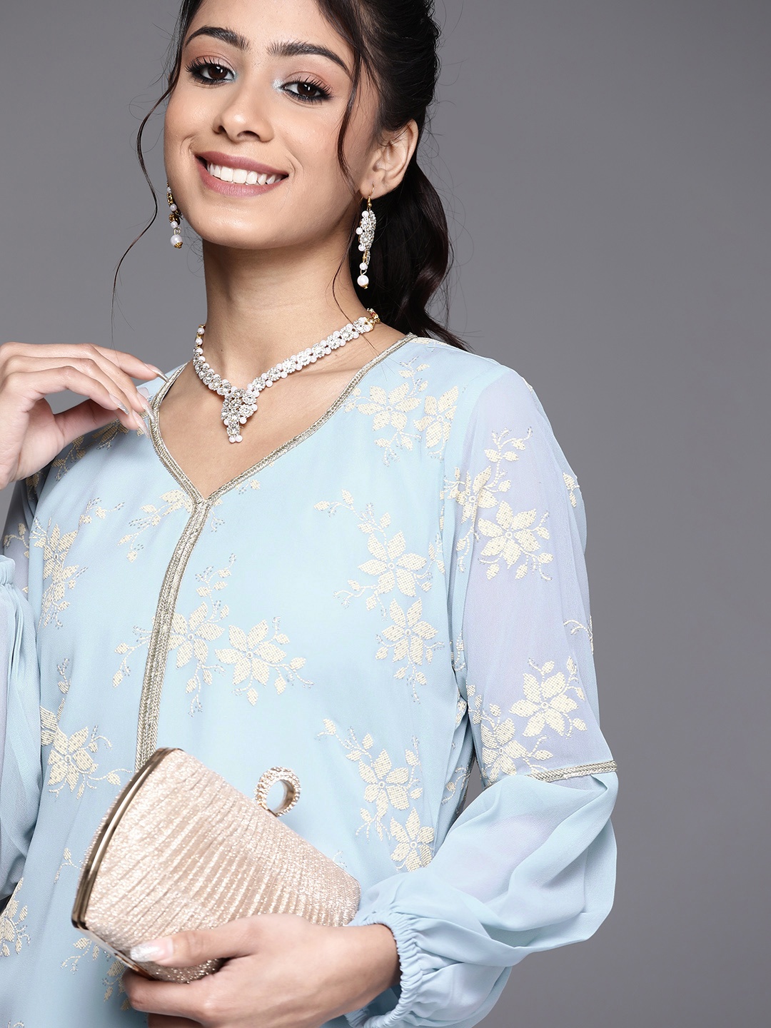

Libas Women Blue Floral Printed Kurta