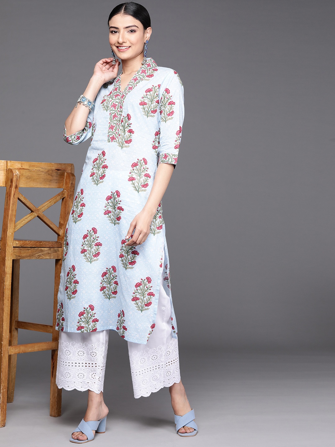 

Libas Women Blue & Rose Pink Floral Print V-Neck Pure Cotton Straight Kurta