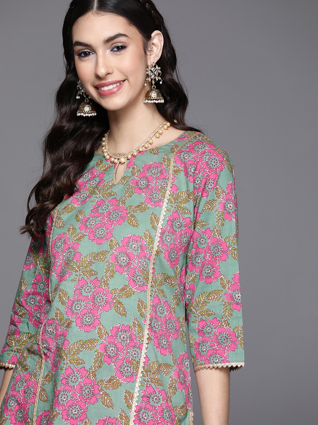 

Libas Women Green & Pink Floral Printed Keyhole Neck Cotton Kurta