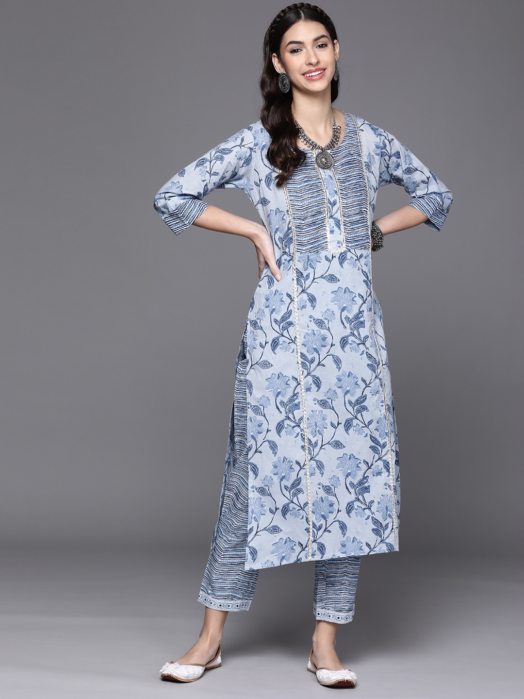 

Libas Women Blue Floral Printed Gotta Patti Cotton Kurta