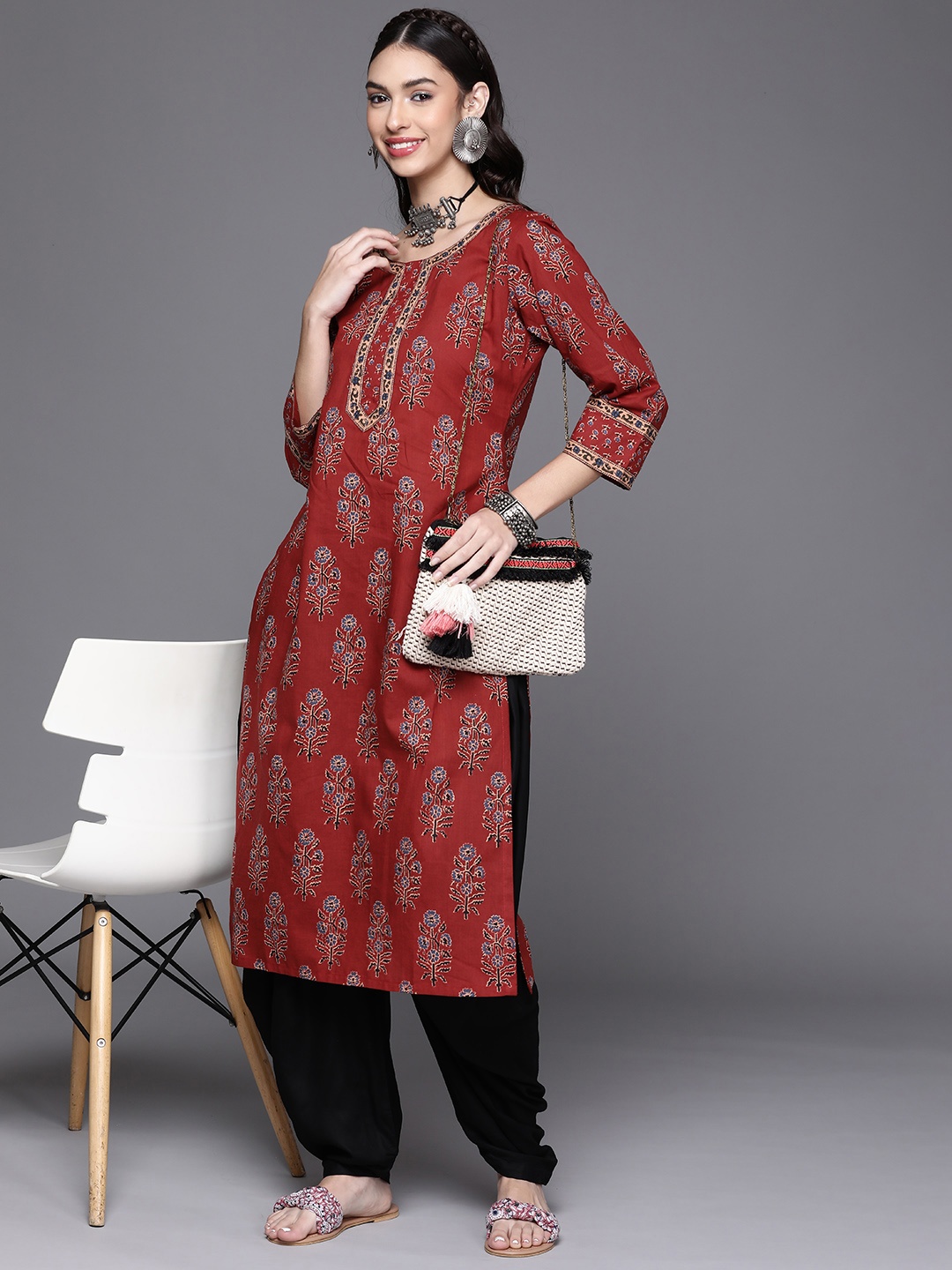 

Libas Women Maroon Floral Printed Cotton Kurta