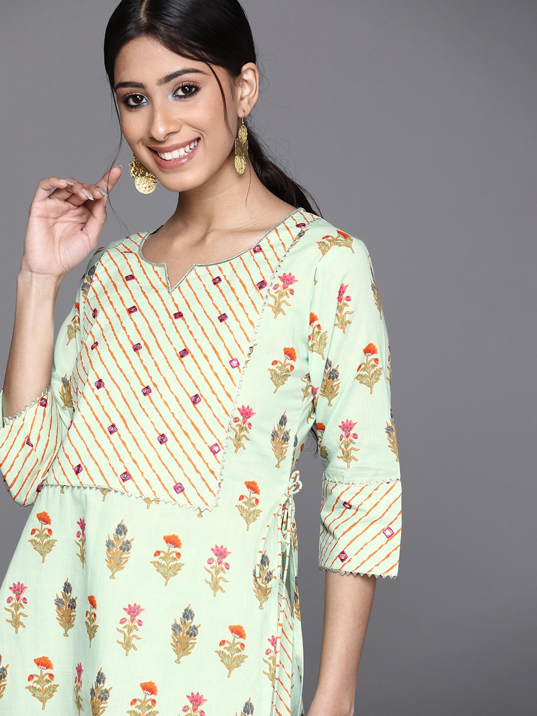 

Libas Women Green & Pink Ethnic Motifs Printed Gotta Patti Cotton Kurta