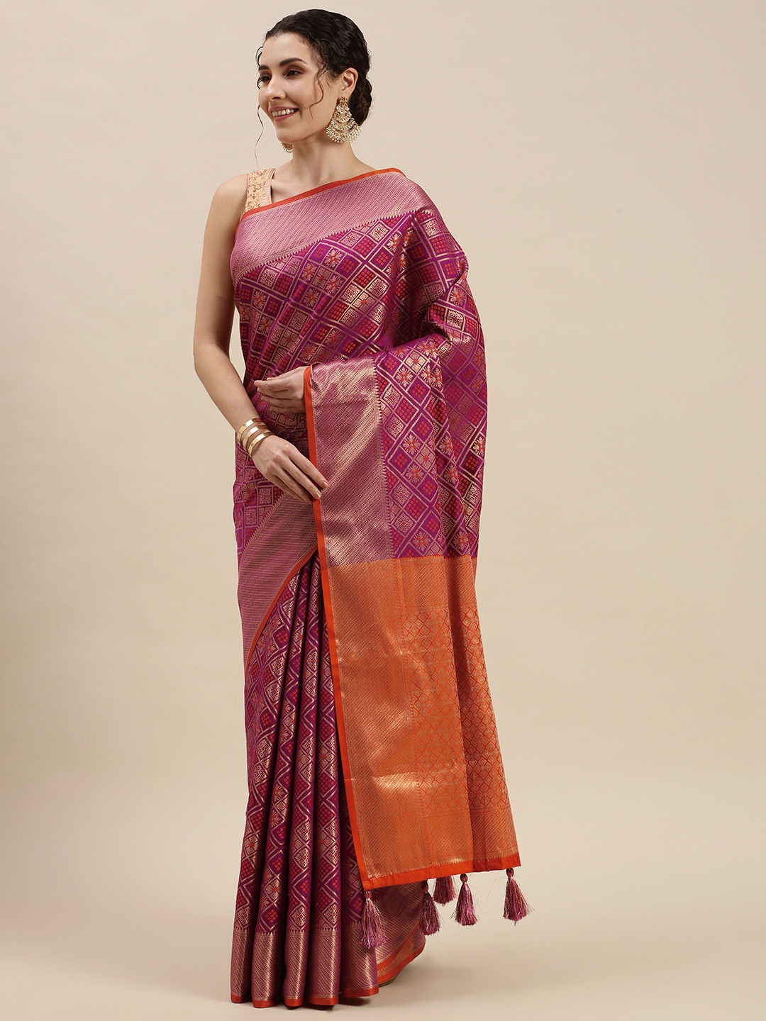 

SANGAM PRINTS Magenta & Purple Golden Woven Design Saree