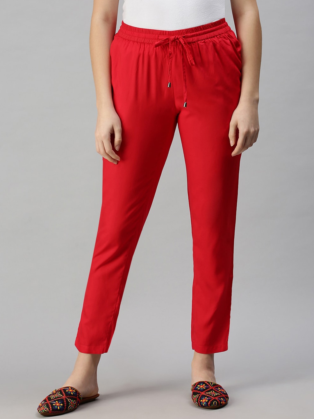 

De Moza Women Red Solid Relaxed Straight Leg Trousers