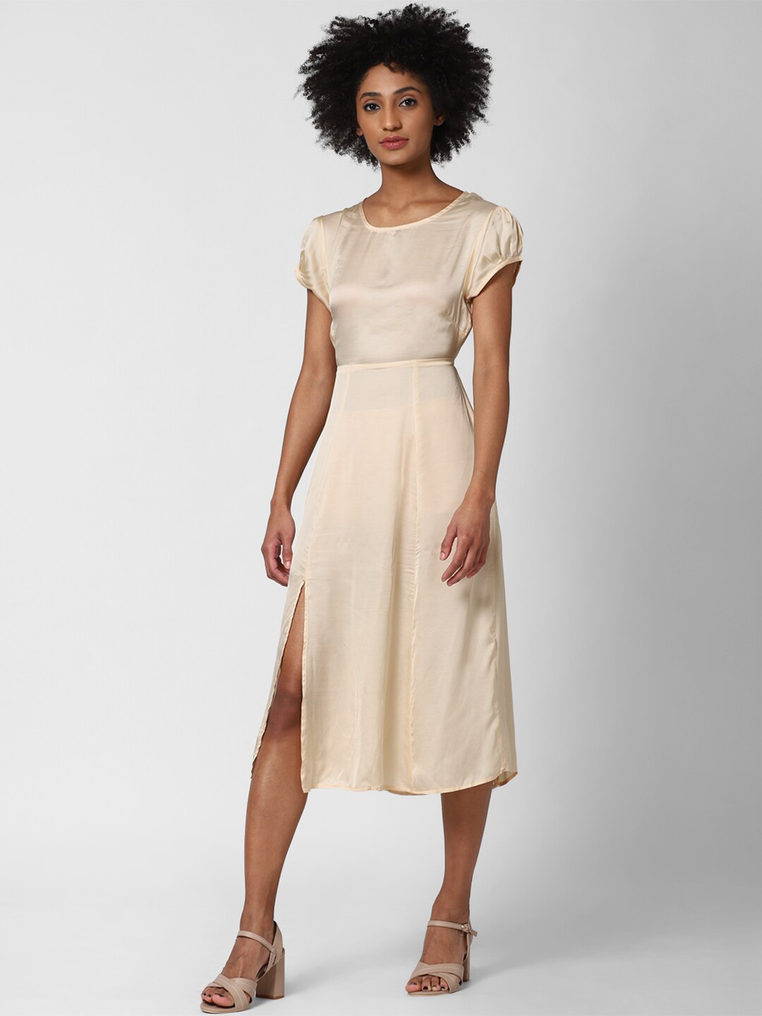 

FOREVER 21 Beige Solid Fit & Flare Puff Sleeves Midi Dress
