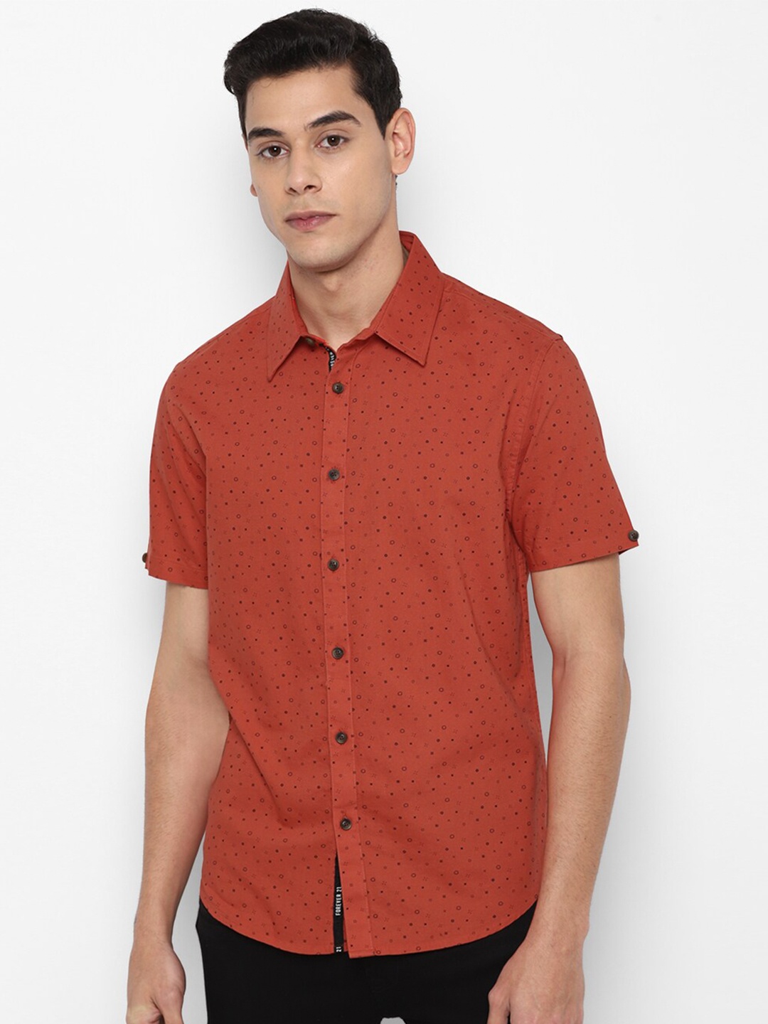 

FOREVER 21 Men Maroon Micro Ditsy Printed Casual Shirt