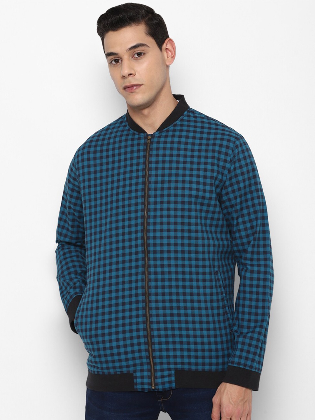 

FOREVER 21 Men Blue Gingham Checked Regular Fit Pure Cotton Casual Jacket Styled Shirt