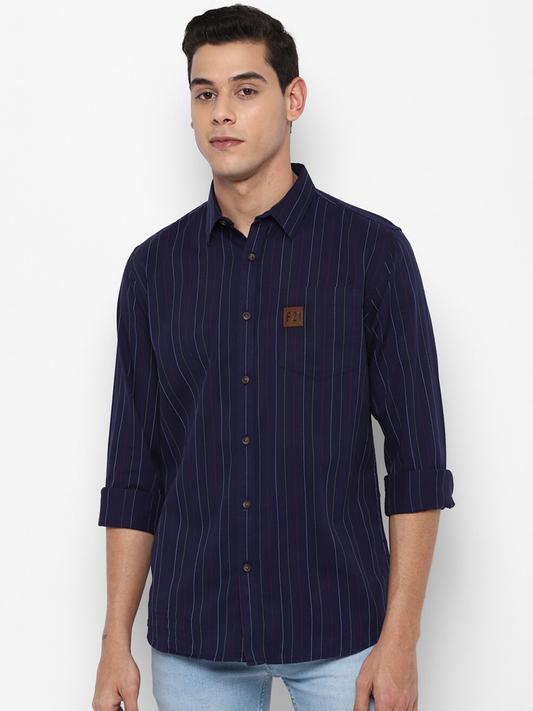 

FOREVER 21 Men Navy Blue Striped Regular Fit Cotton Casual Shirt