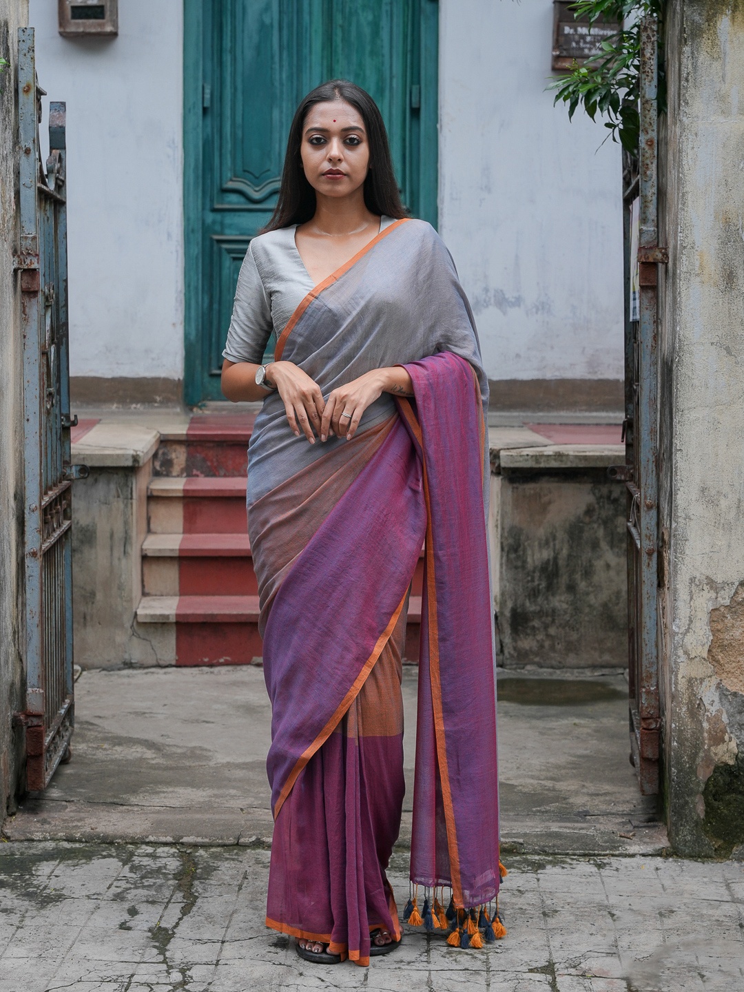 

Suta Grey & Purple Pure Cotton Saree