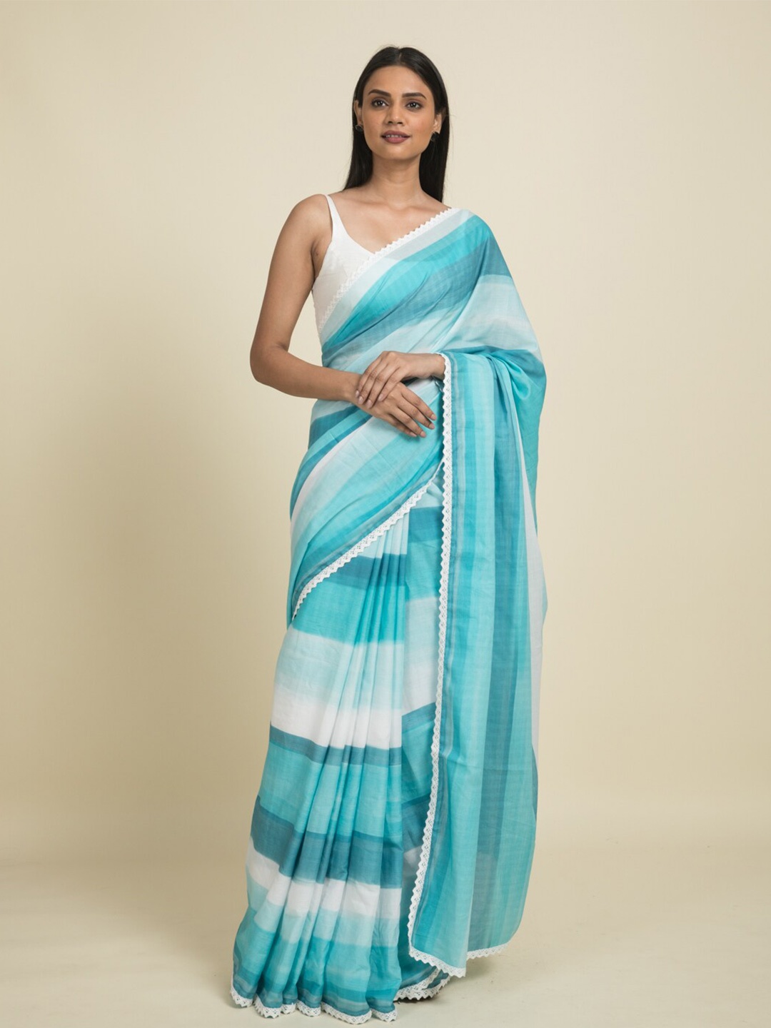 

Suta White & Blue Striped Pure Cotton Saree
