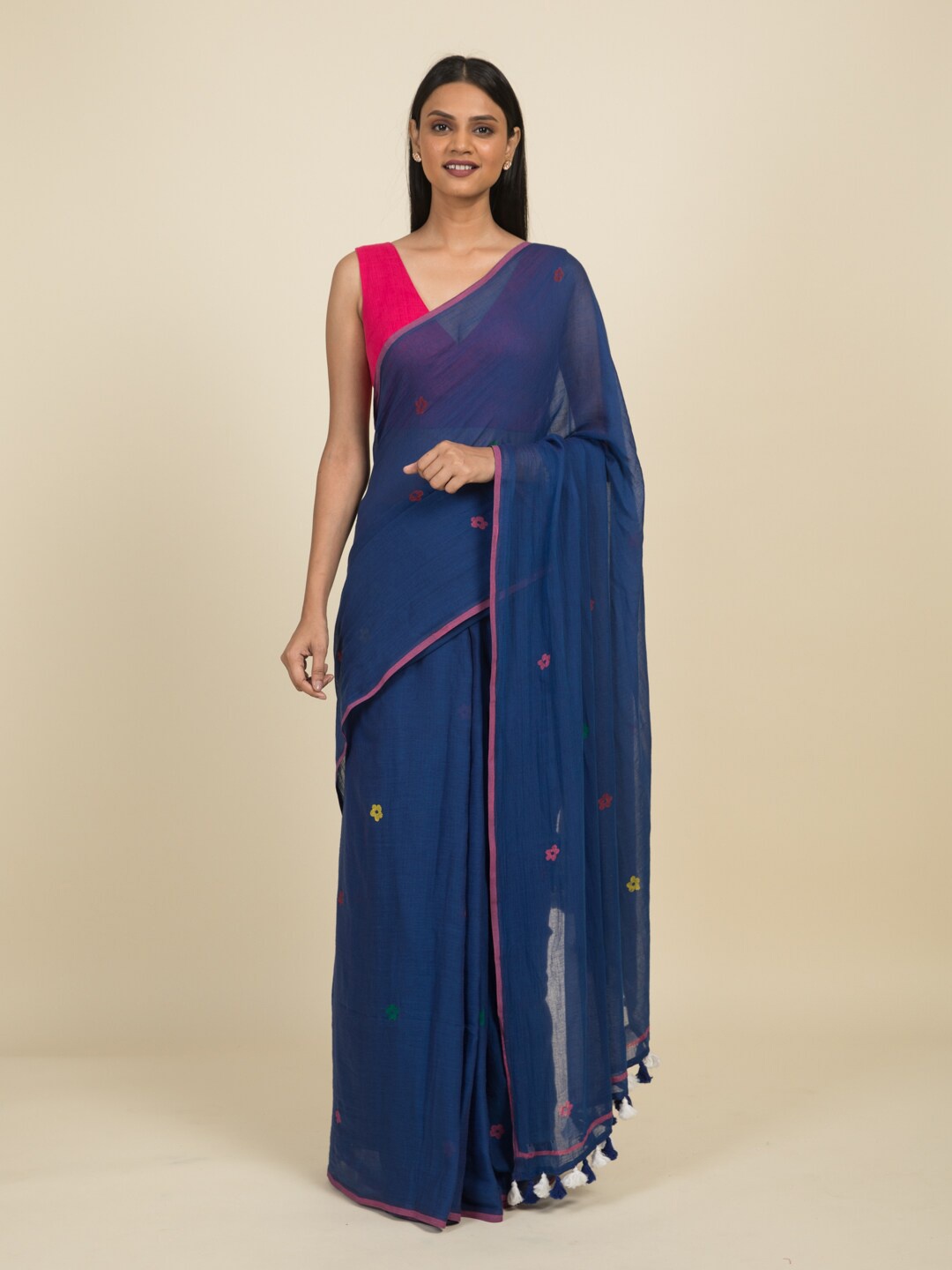 

Suta Blue Floral Printed Pure Cotton Saree