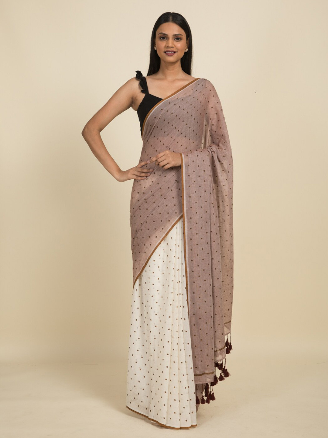 

Suta Off White & Brown Polka Dots Printed Pure Cotton Saree