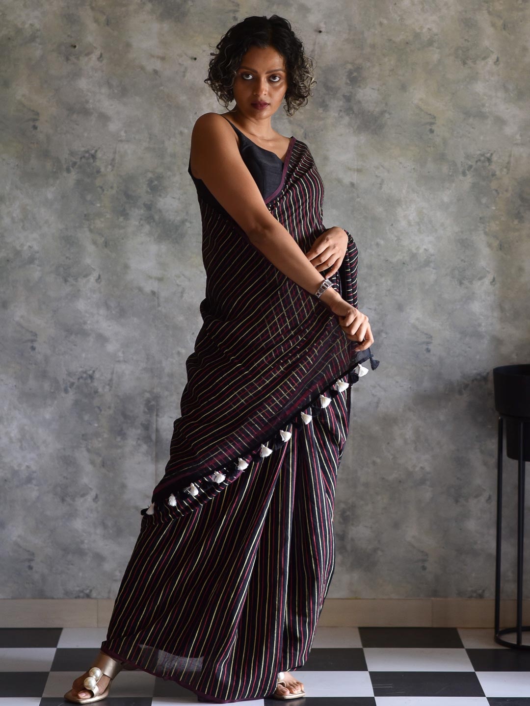 

Suta Black & Red Striped Printed Pure Cotton Saree