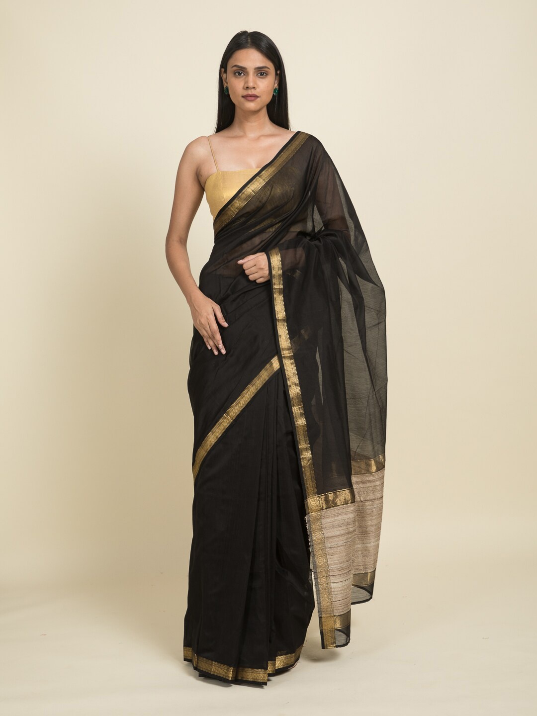 

Suta Black & Gold-Toned Zari Silk Cotton Maheshwari Saree