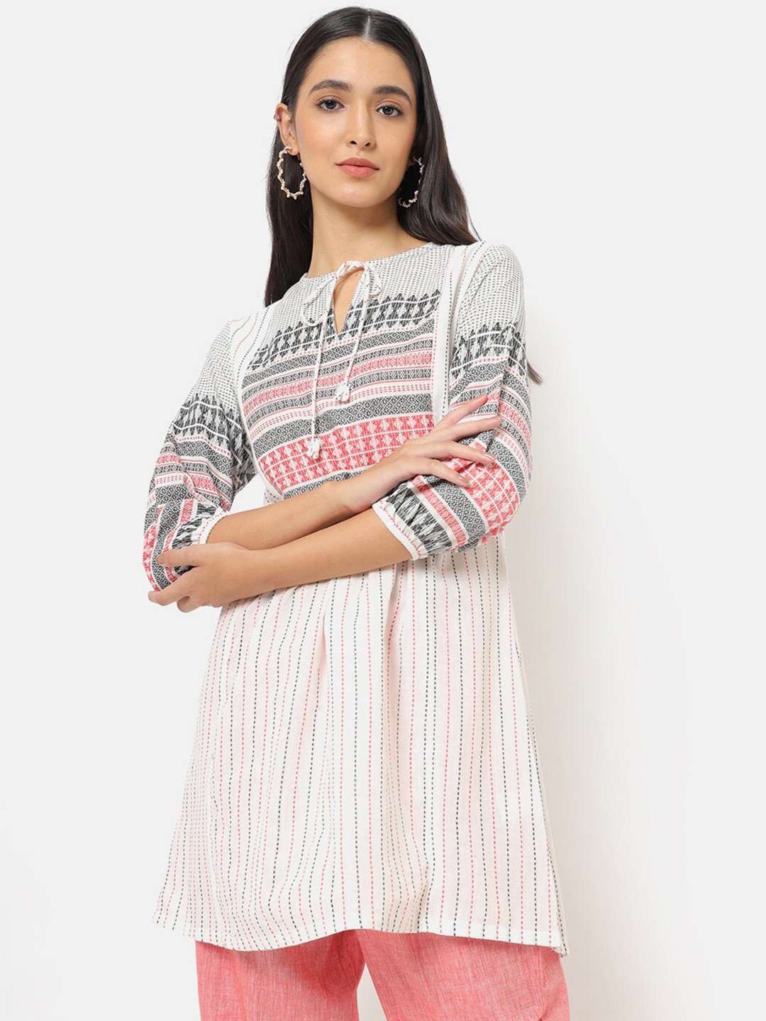 

Saaki White & Pink Neck Tie-Up Cotton Tunic