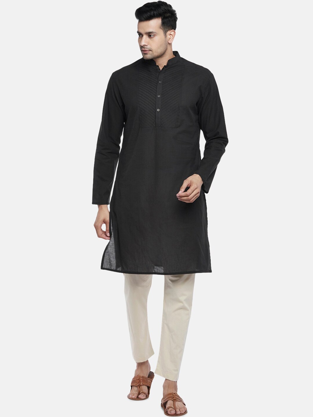 

indus route by Pantaloons Men Black Thread Work Cotton Kurta