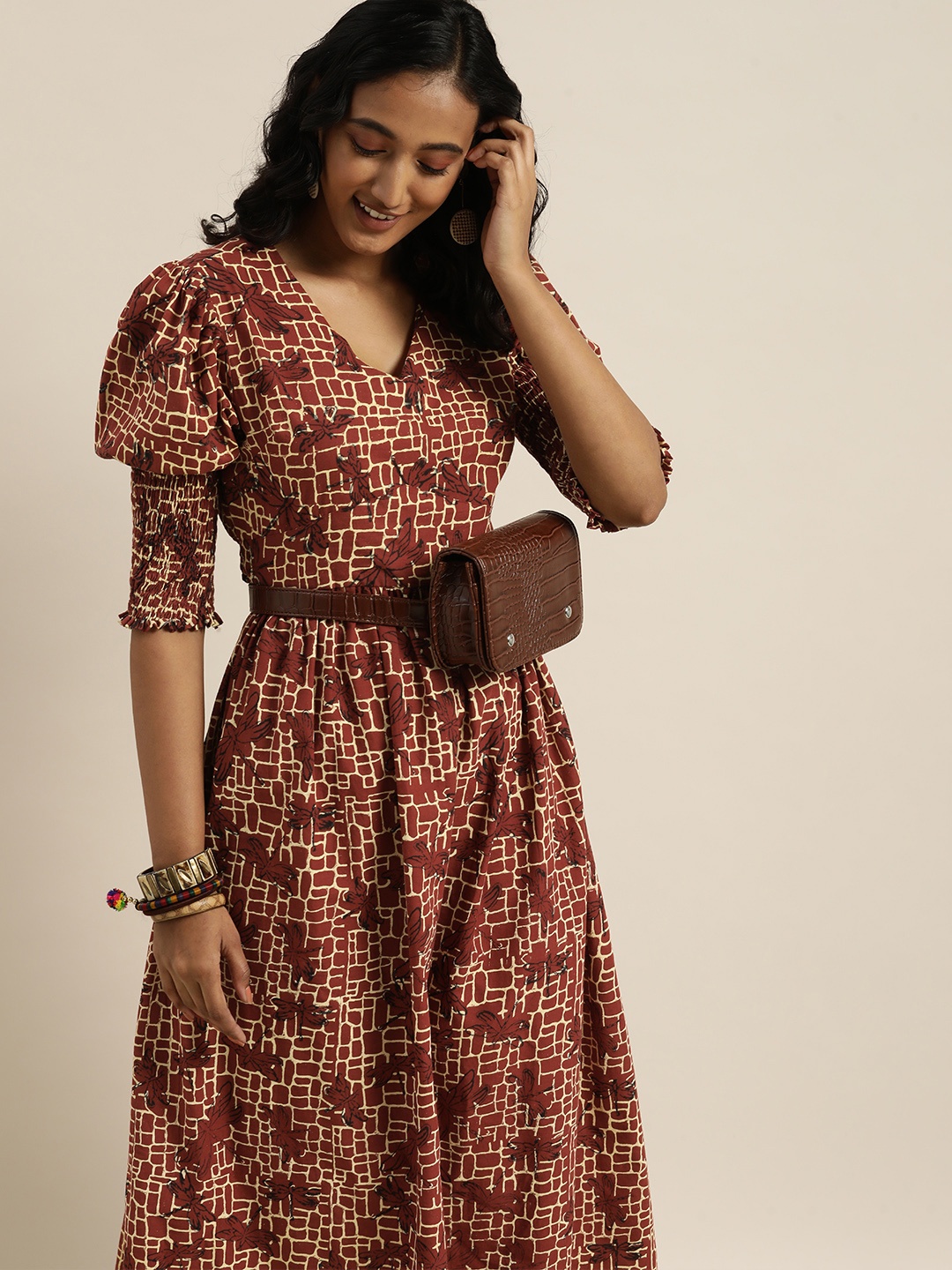 

Taavi Maroon & White Bagru Print Fit And Flare Midi Dress