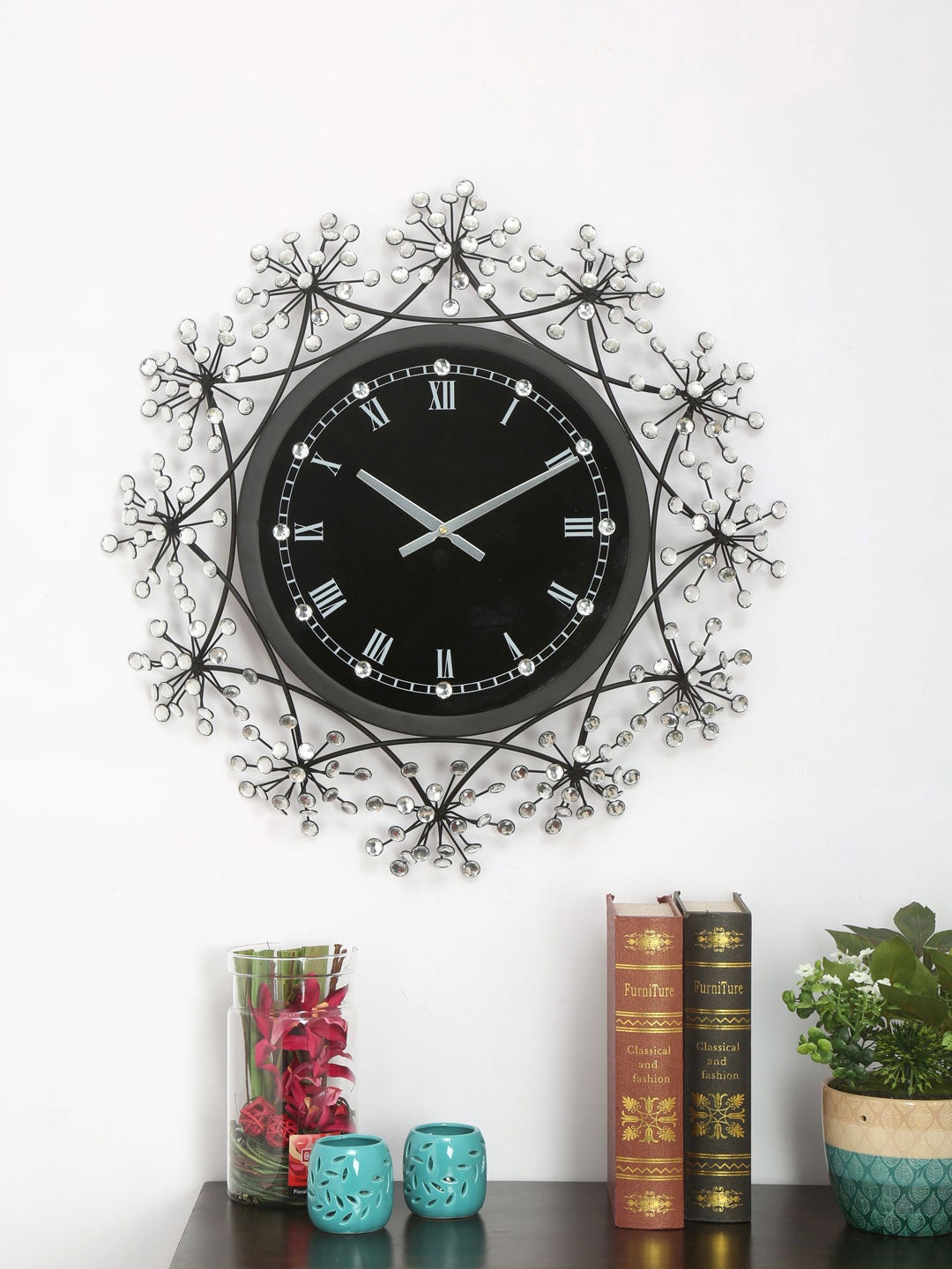 

Athome by Nilkamal Black & White Vintage Wall Clock