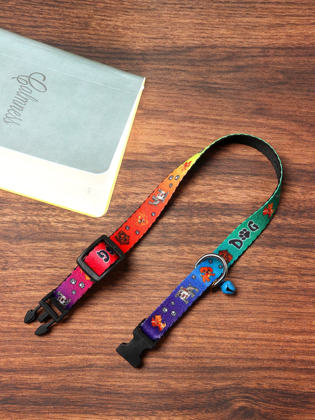 

WIGGLE TWIDDLE Green & Blue Printed Dog Collar