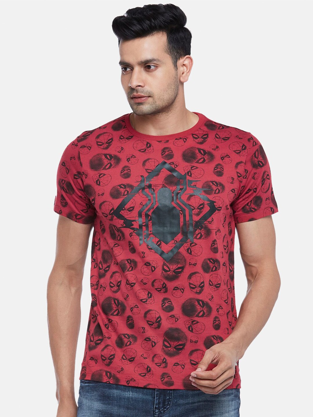 

SF JEANS by Pantaloons Men Red Spiderman Printed Cotton Slim Fit T-shirt