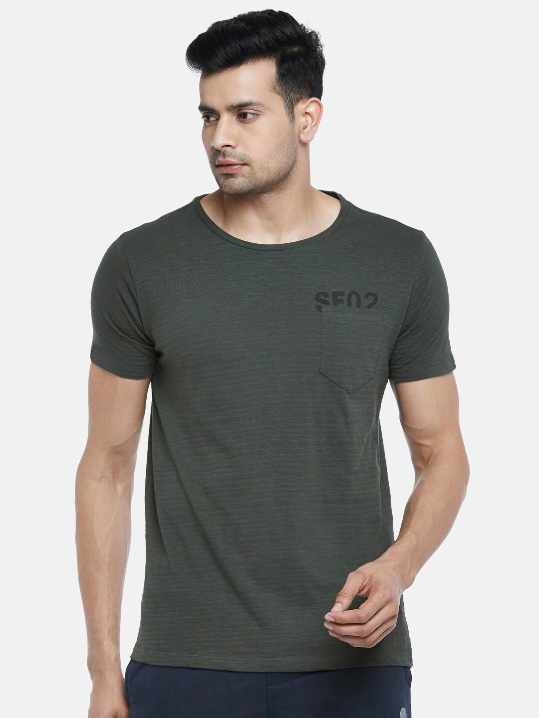 

SF JEANS by Pantaloons Men Olive Green Pure Cotton Slim Fit T-shirt