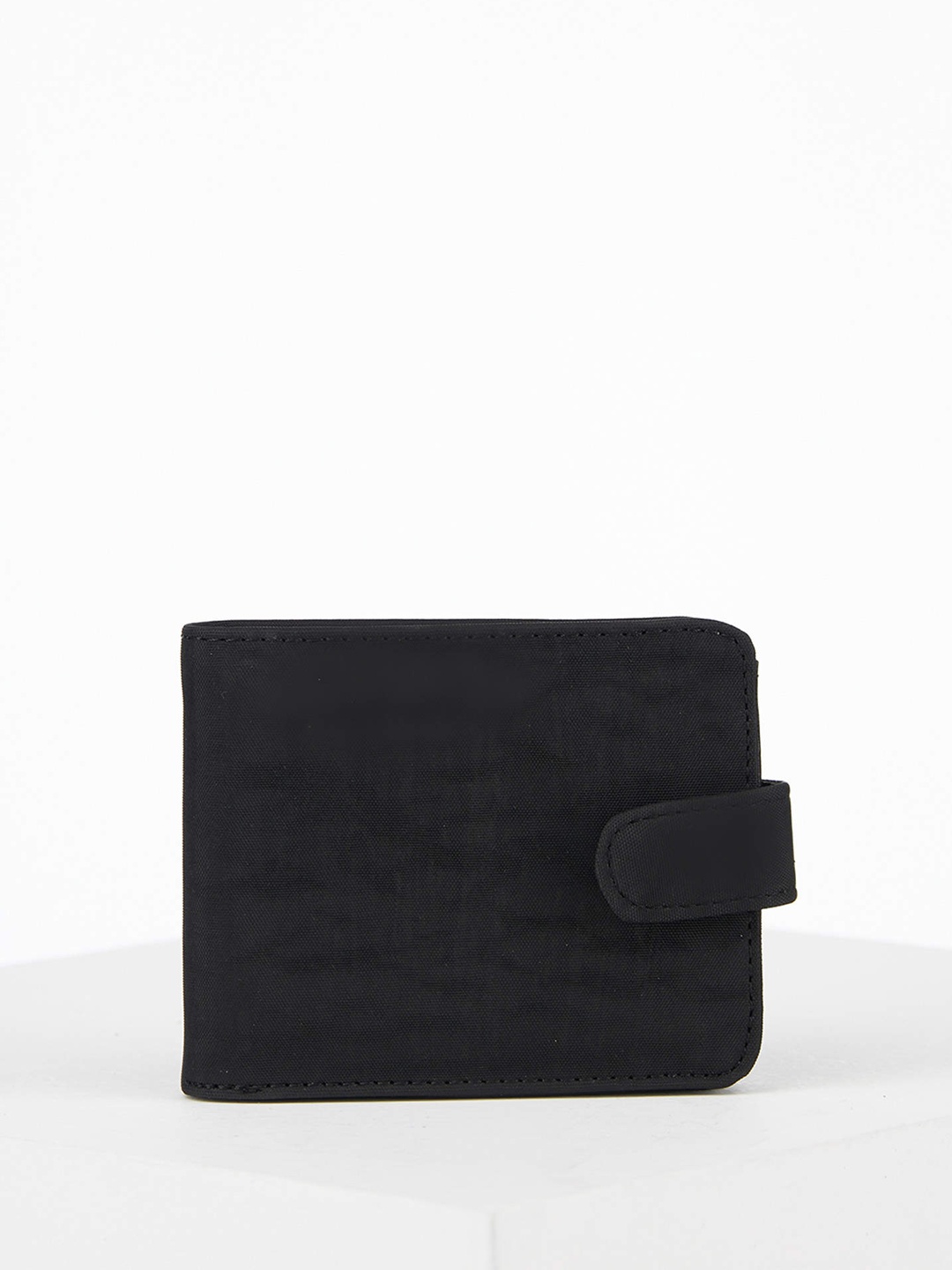 

DeFacto Men Black Solid Card Holder