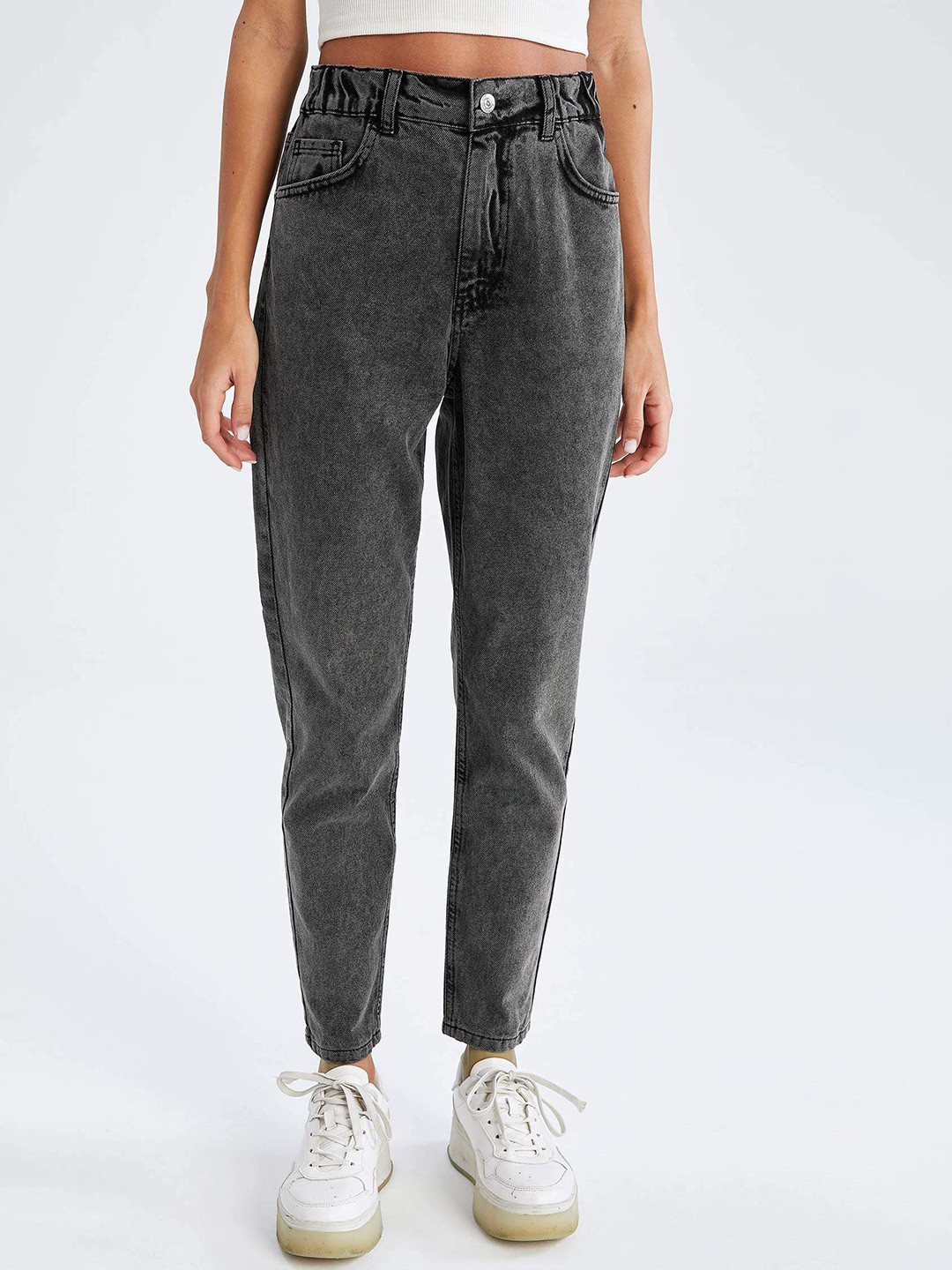 

DeFacto Women Charcoal Grey Cotton Regular Fit Jeans