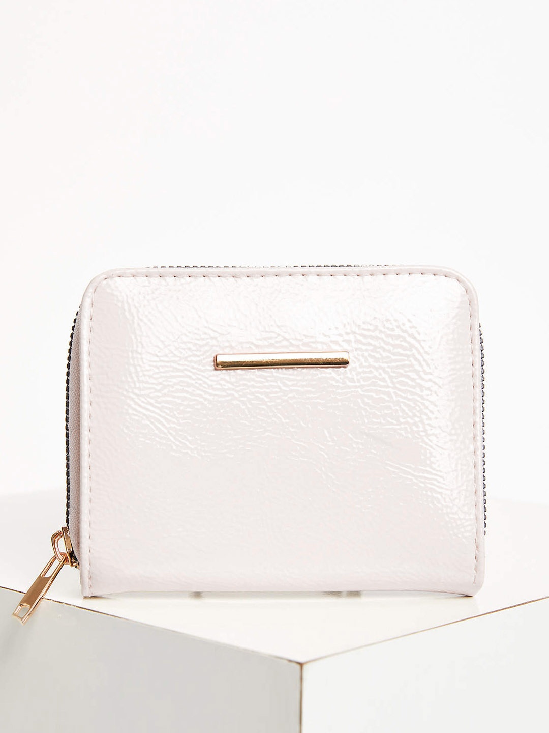 

DeFacto Women Off-White Abstract Textured Zip Around Wallet with Glossy Finish