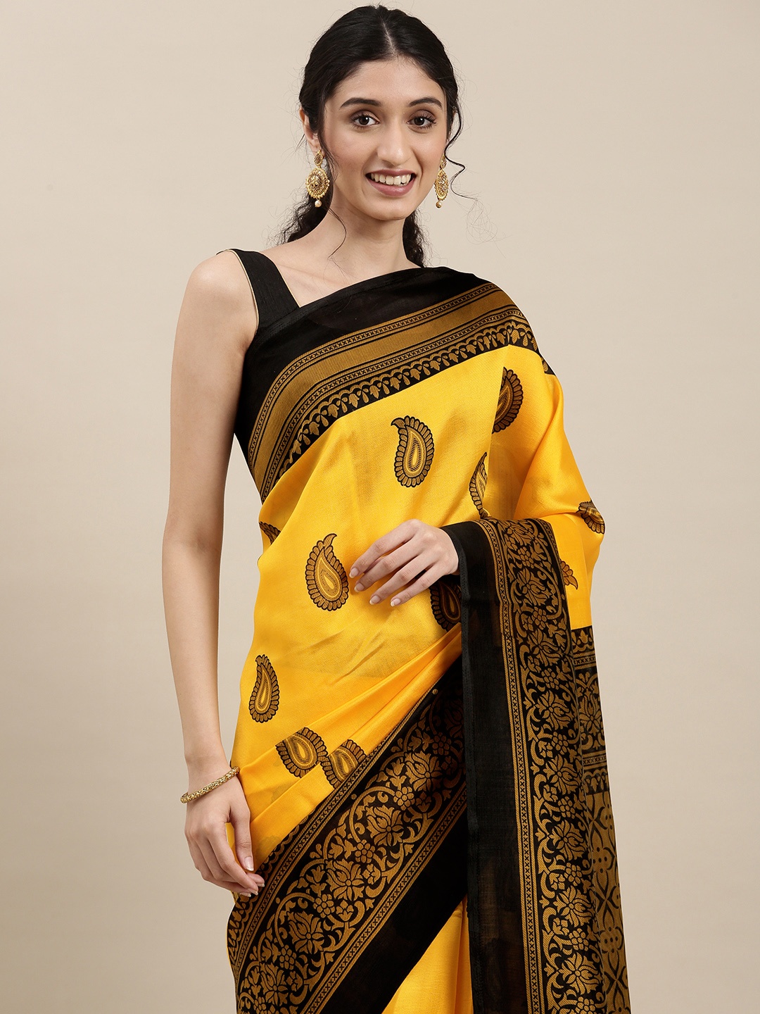 

KALINI Women Yellow & Black Paisley Saree