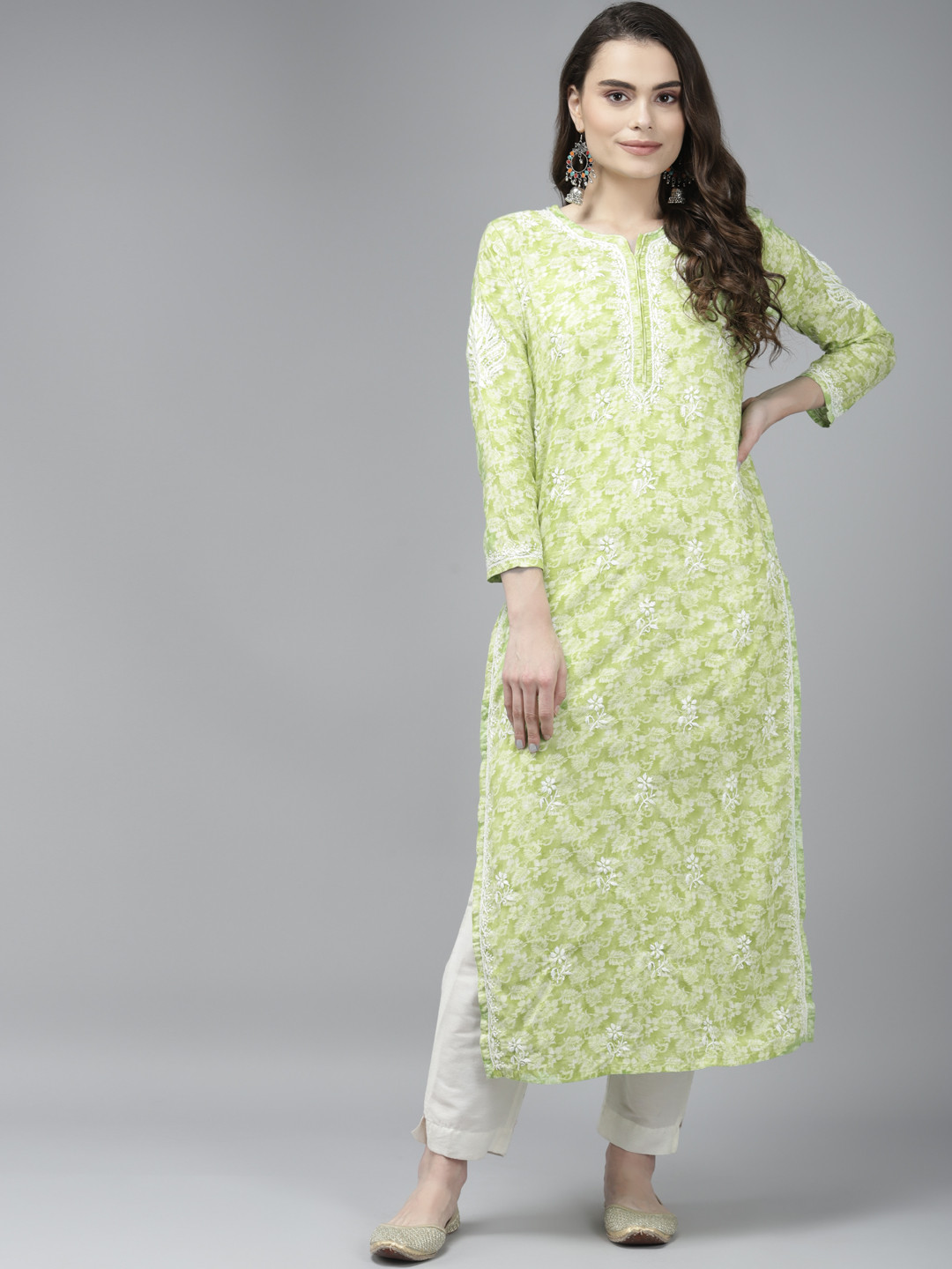 

ADA Women Green & White Floral Chikankari Cotton Handloom Kurta